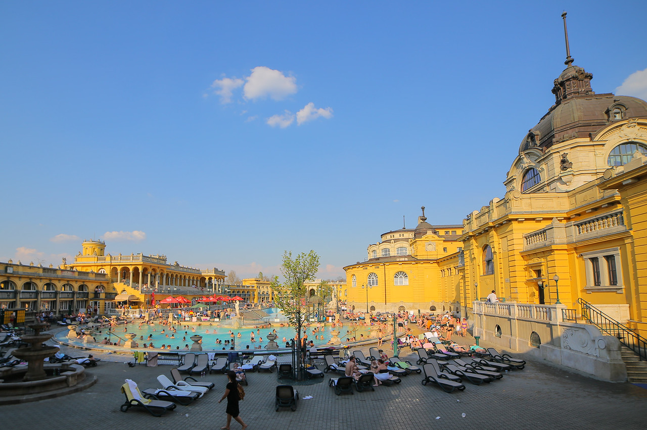 Széchenyi Bath outdoor pools