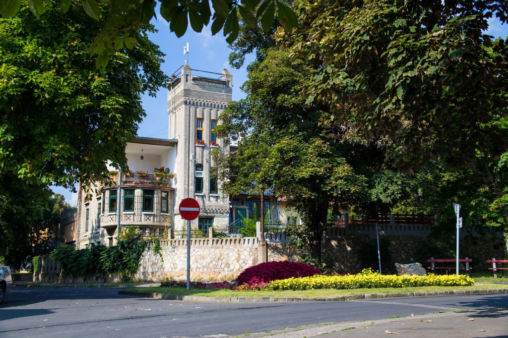 Building At Vac Hungary Photo Tours   Building At Vac 1024x682 