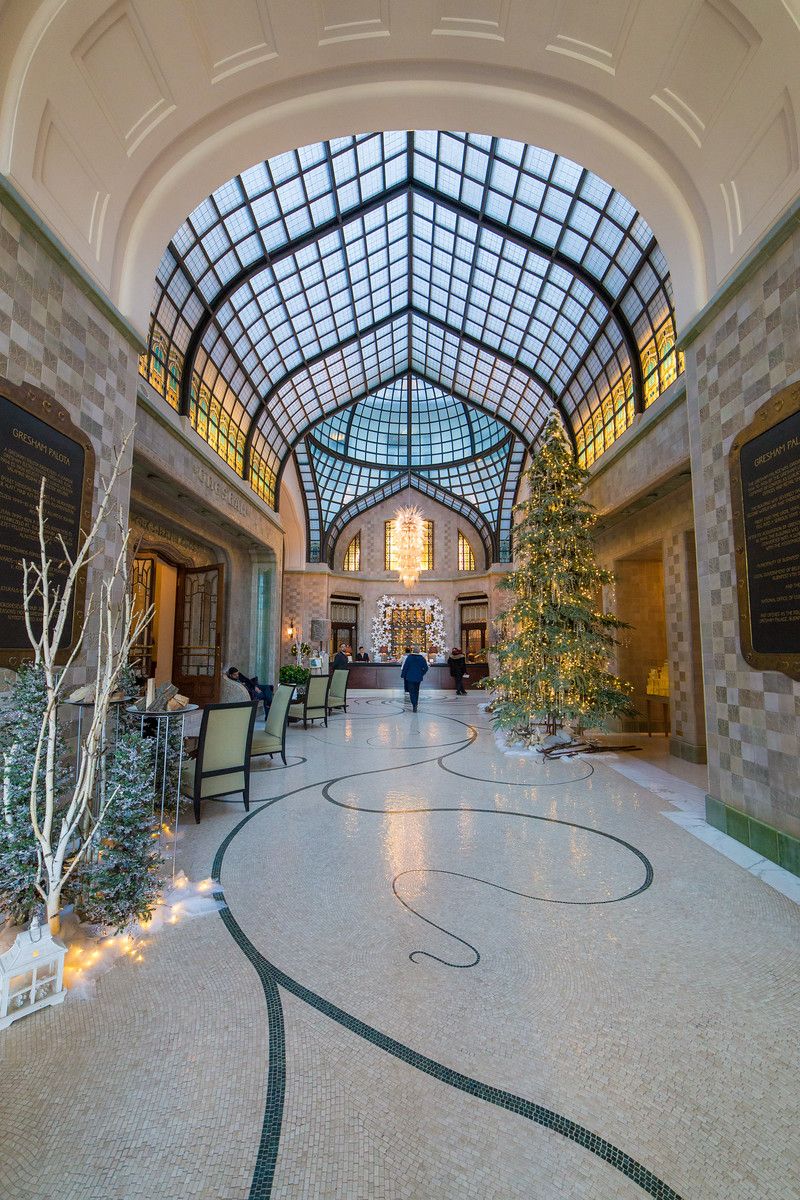 Hotel 4Seasons Budapest lobby